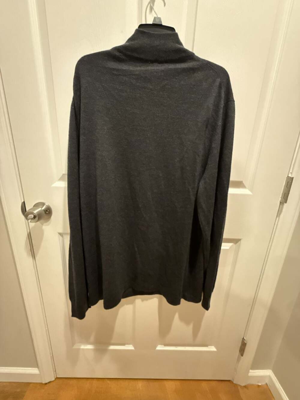 Men's Dark Gray 100% Merino Wool Quarter Zip Sweater - Picture 4 of 4